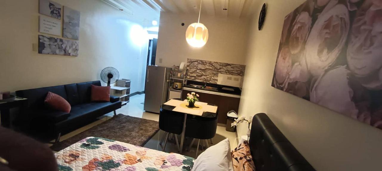 Katliza Condotel Kassel Residences Paranaque City Extérieur photo